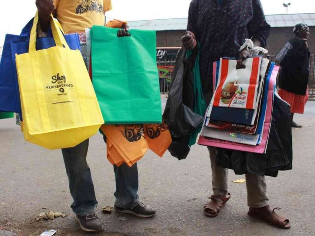 Travelers Entering Kenya Carrying Plastic Bags to Leave Them at the Airport