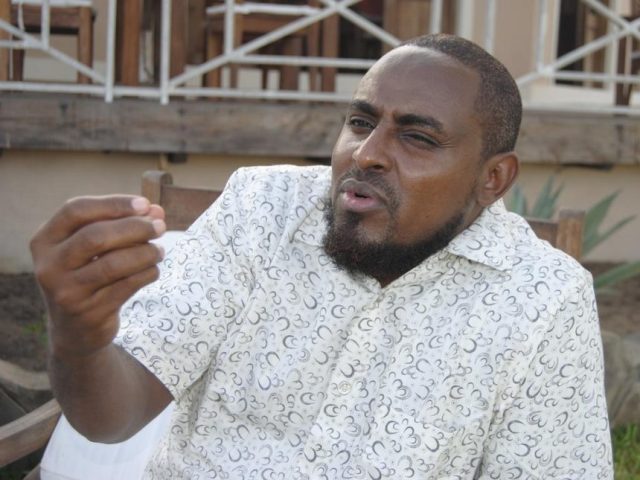 Presidential Candidate Abduba Dida Asks IEBC to Disqualify Uhuru and Raila