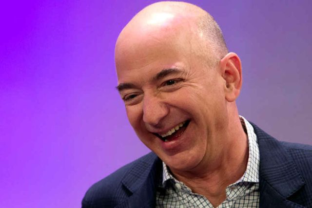 Amazon's Jeff Bezos Displaces Bill Gates as World's Richest Person in Modern History 