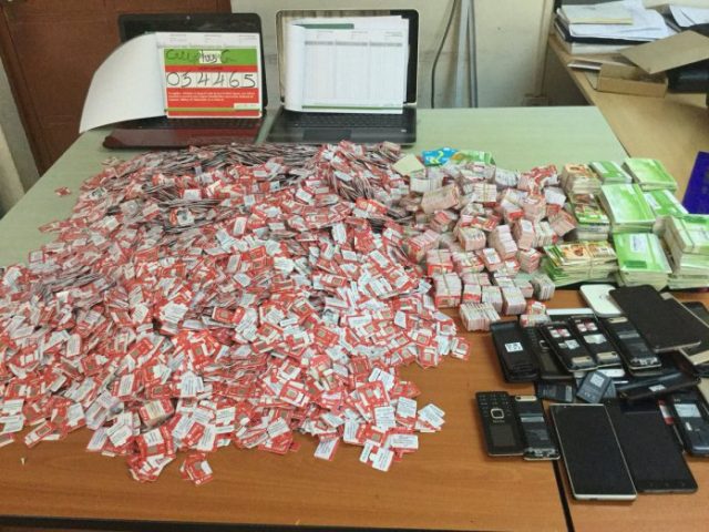 Detectives Arrest 11 SIM Card Fraudsters