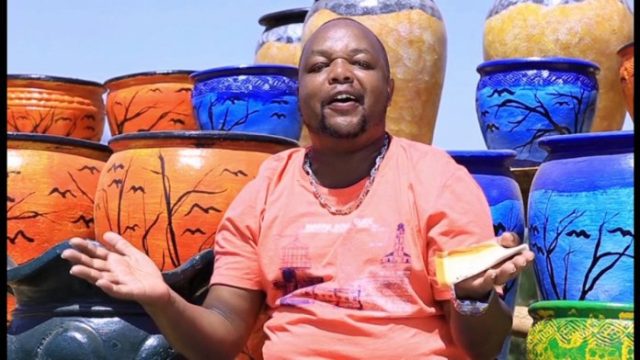 Muigai Wa Njoroge's New Controversial Song about Politicians Sparks Debate [VIDEO]