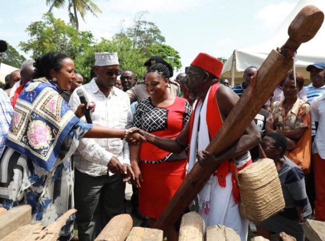 US Museum Returns Artifacts Stolen from Kenya over 150 Years Ago