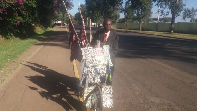 76-Year-Old Kenyan Man Cycles 223Kms to Attend Moi’s Burial