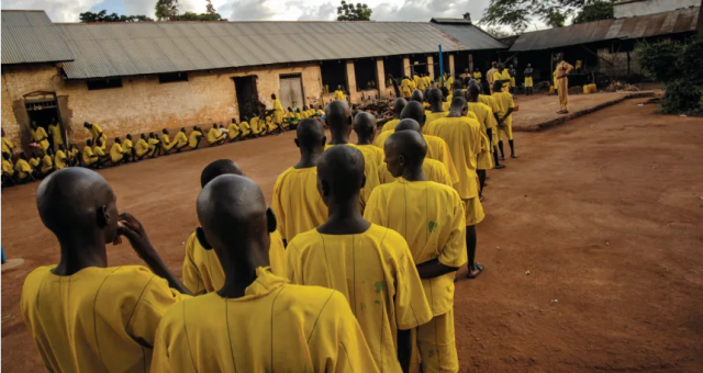 Police Launch Search After 219 Naked Prisoners Break Out of Jail in Uganda