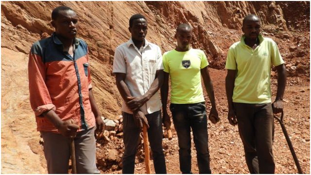 Meet Kenyan College Graduates Who Crush Stone to Earn a Living 